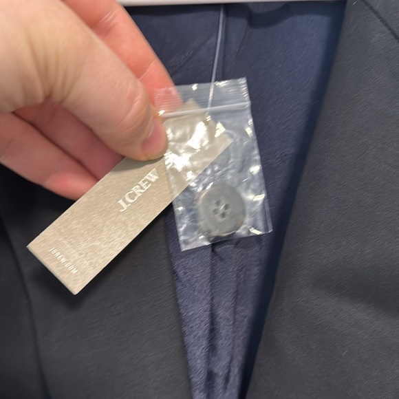 J. Crew Helena blazer in Black city twill - Picture 8 of 12